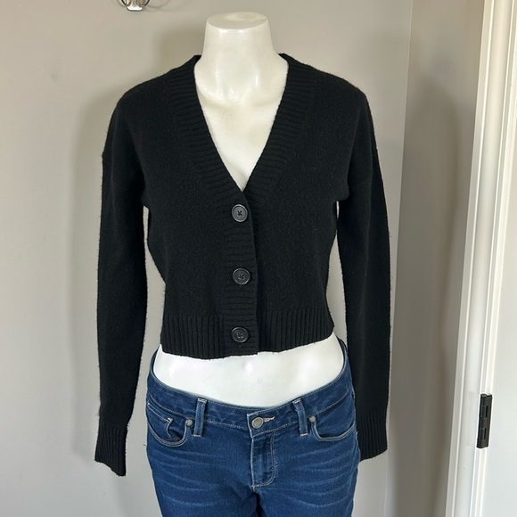 INTERMIX Grethel Wool Cashmere Cardigan Black Sweater Crop Sz P XS - Picture 2 of 12